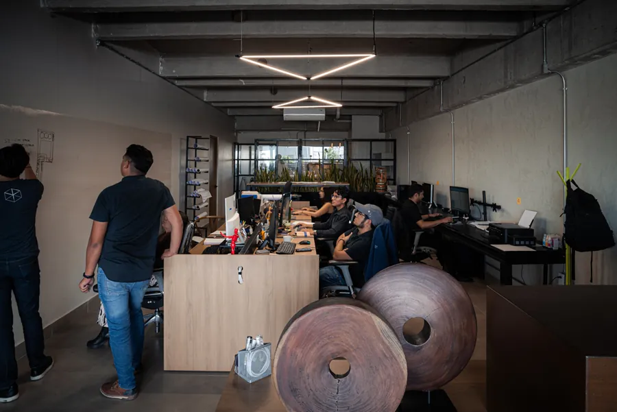 Oficina del equipo de diseño y construcción de Prisma Habita en Puebla